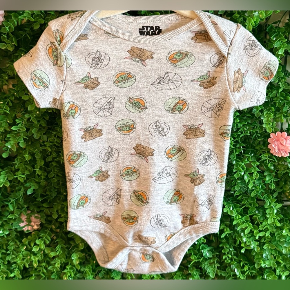 Star Wars “Grogu” Baby Yoda Bodysuit – 3-6M